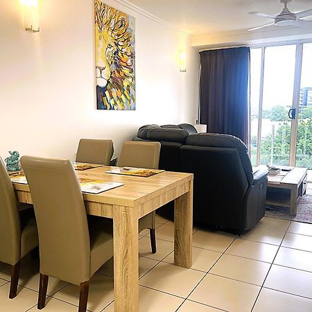 City Quays Accommodation Кернс Екстериор снимка