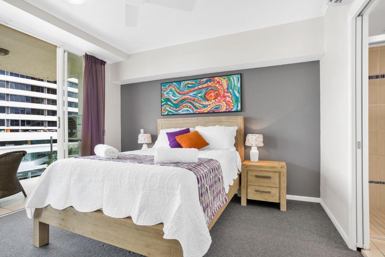 City Quays Accommodation Кернс Екстериор снимка