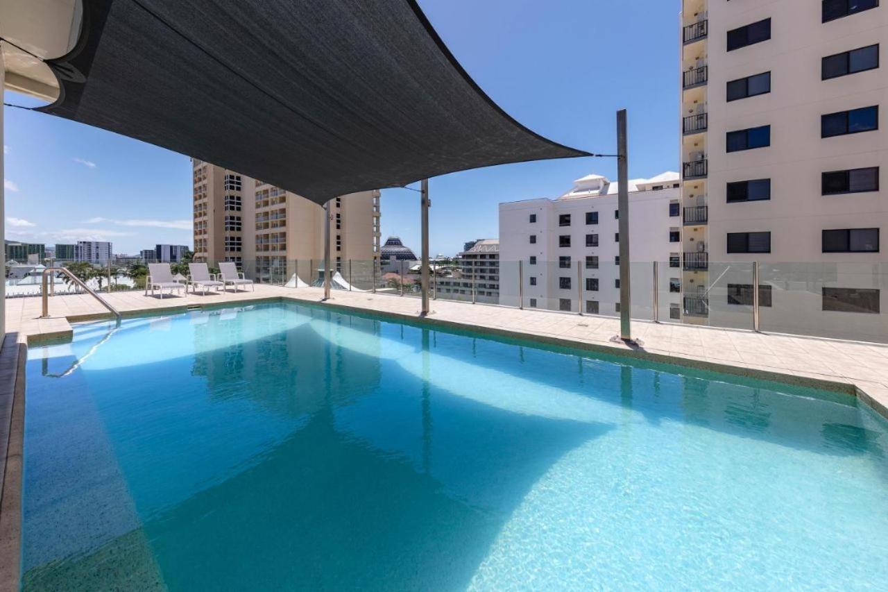 City Quays Accommodation Кернс Екстериор снимка
